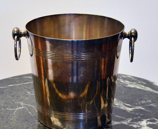 Lot 293: Silver plated Art Deco metal Champagne bucket. H18 x dia.18cm.