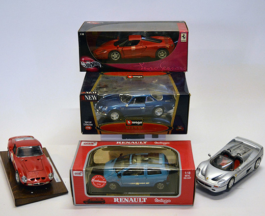 Lot 334: Various collectable Burago cars :3  Ferrari, Enzo, Renault Alpine ....