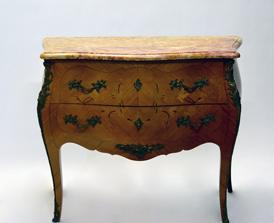 Lot 562_1: Louis XV style two drawer, marble top marquetry commode. H81,5xW100xD44cm.