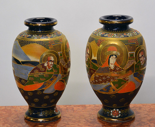 Lot 570_1: Pair Satsuma vases decorated with various hand painted Japanese characters. H31cm.