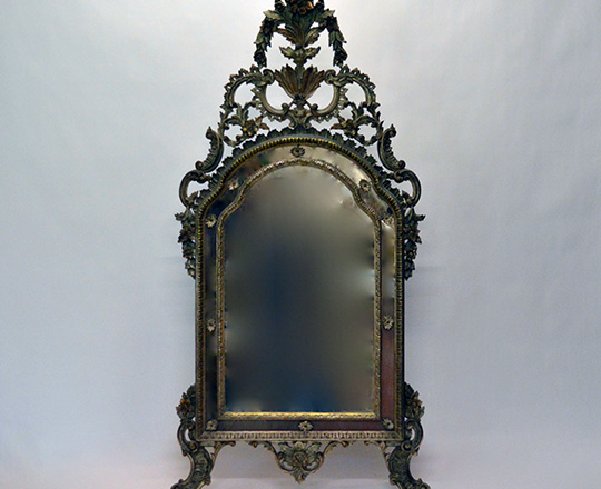 Lot 585: Large 19th cent Italian finely sculpted Rococo parecloses mirror. H186 x W93cm.