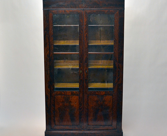 Lot 587_1: 19th cent Louis Ph two door flamed mahogany vitrine.(some veneer acc. on lower skirt.) H189xW104xD37cm.