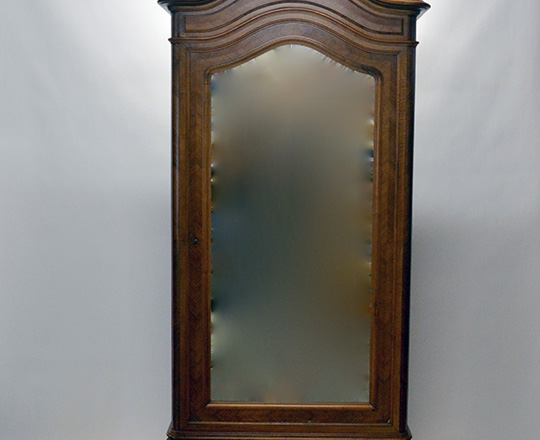 Lot 592: 19th cent Louis XV single mirror door walnut armoire with richly carved pediment.(5+1 shelves) H240xW110xD50cm